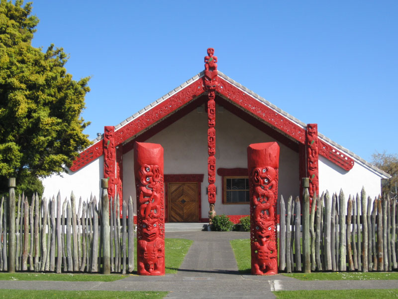 quem são os maoris - marae