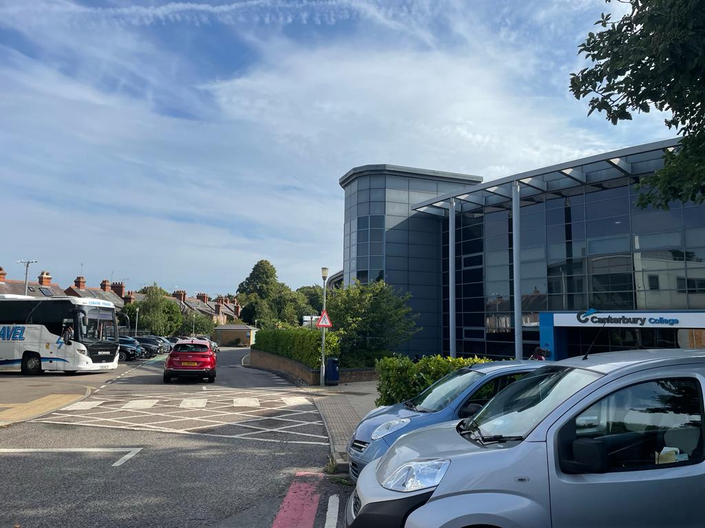 visitar nuestras oficinas